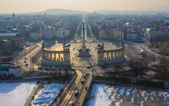 budapest tér címlapfotó út szobor tél légifelvétel magyarország