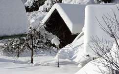 címlapfotó faház ház tél