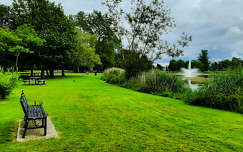címlapfotó pad kertek és parkok írország nyár
