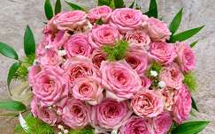 címlapfotó virágcsokor és dekoráció rózsa