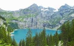 alpok tó hegy címlapfotó kövek és sziklák örökzöld nyár fenyő