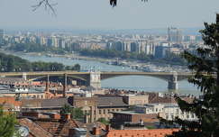 Budapest látképe a Táncsics utcai első bástyáról