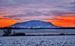 napfelkelte hegy címlapfotó tél