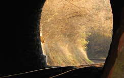 Fény az alagút végén - Balatonakarattya