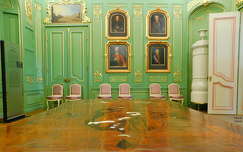 Tata, Esterházy-kastély belső