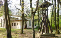 Szent László - templom és harangláb, Balatonfűzfő