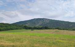 Nagy-Kevély hegy, Pilis