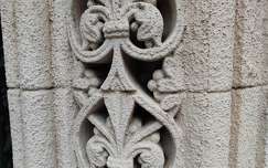 Vác, Karolina kápolna, motívum