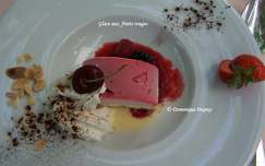 Glace aux fruits rouges