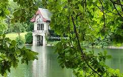 Les Bords du Loiret - Garage à bateau - France