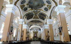 Szent László templom belső tér, Sárvár