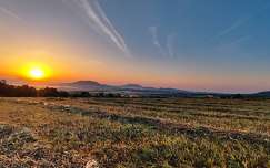 naplemente hegy balaton badacsony magyarország