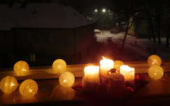Balatonfűzfő- éjszakai kép,  
Advent harmadik vasárnapja, az örömvasárnap.
