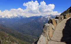 Moro Rock, Sequoia Forest NP, USA