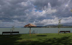 Balatonfűzfő Fövenyfürdő strand.