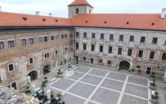 Thury-vár - Várpalota