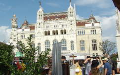 Budai vár,Szentháromság tér