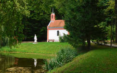Bakonybél, Szent-kút, Borostyán-kút. tükröződés