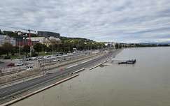 felhő budapest duna magyarország folyó