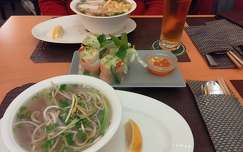 Pho leves és nyári tekercs