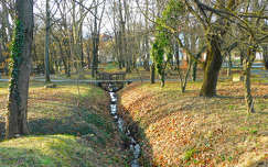 Balatonfűzfő, Dr.kert