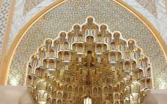 Abu Dhabi, Qasr Al Watan, azaz a „Nemzeti Palota”