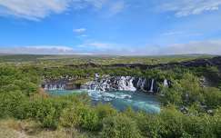 Izland Hraunfossar vízesés
