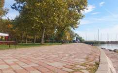 Balatonalmádi.