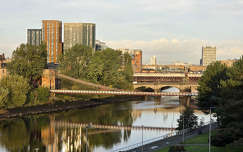 Napkelte a Clyde fölött - Glasgow, Skócia