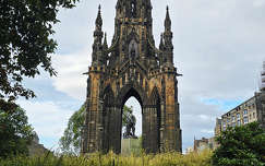 Sir Walter Scottnak emlékére épült - Edinburgh, Skócia