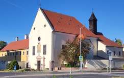 Tata, Kapucinus templom