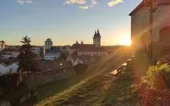 Napfényes panoráma az egri várnál