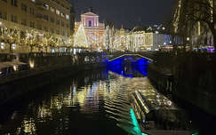 Szlovénia, Ljubljana, folyó, ünnepi fények, Ferencesek temploma