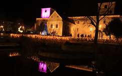 Várpalota, Thury-vár fényárban.