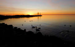 Napkelte Balatonalmádiban