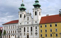Győri Bencések, balról jobbra az épületek: gimmnázium, templom, rendház