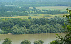Kisoroszi és a Duna, Magyarország