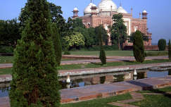 Taj Mahal melléképülete