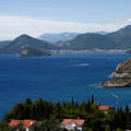 Montenegró - a háttérben Budva
