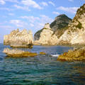 Sziklák Korfu partjainál