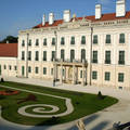 Magyarország, Fertőd, Esterházy-kastély, kilátás a kastélyból