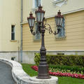 Díszes lámpatest a gödöllői Szent István egyetem előtt,Fotó:Szolnoki Tibor