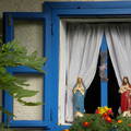 ablak Szűz Mária, és Jézus szoborral