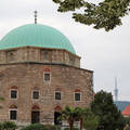 Magyarország, Pécs, Gázi Kászim pasa egykori dzsámija, ma római katolikus plébániatemplom (háttérben a TV-torony)