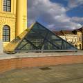 Üvegpiramis a Nagytemplom mellett, Debrecen