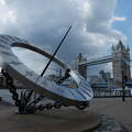 London Tower híd napórával