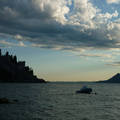 Olaszország, Garda-tó, Malcesine-i vár esti fényben